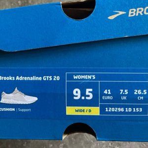 Brand new in box Women’s Brooks Adrenaline GTS 20 9.5 D WIDE